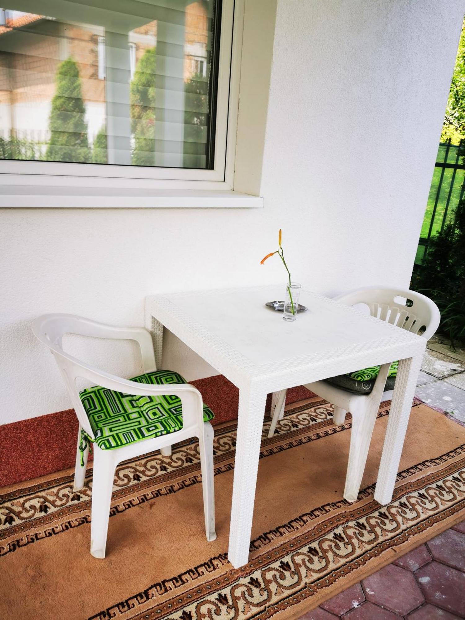 Rest & Recharge 4Bdr Apt- Free Parking, Ac & Garden Sarajevo Luaran gambar